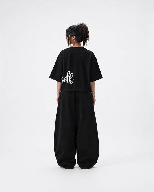 BLACK OVERSELF BOX-FIT TEE