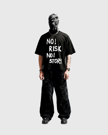 BLACK RISKY BOX-FIT TEE